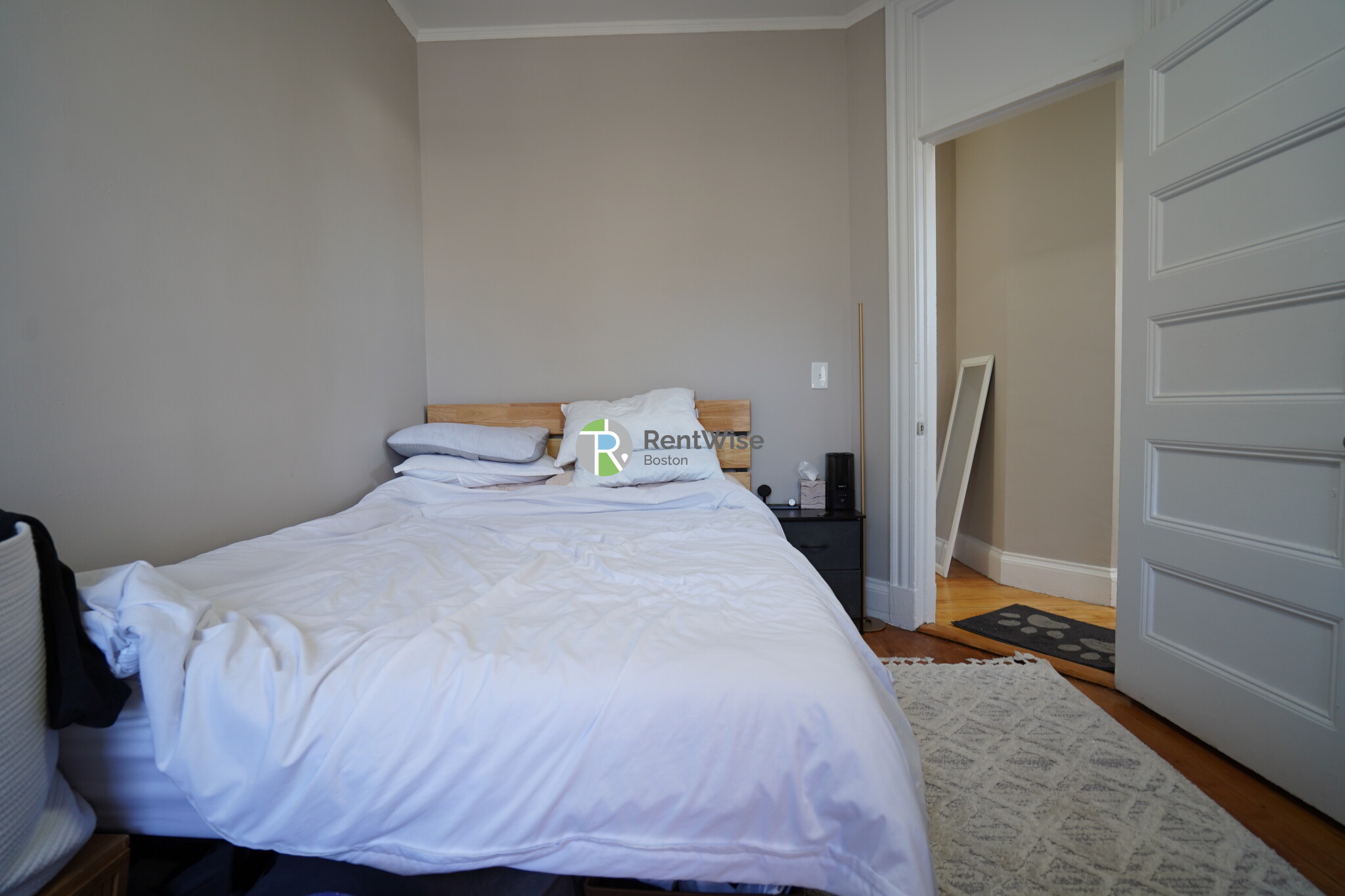 72 Gardner St, Allston