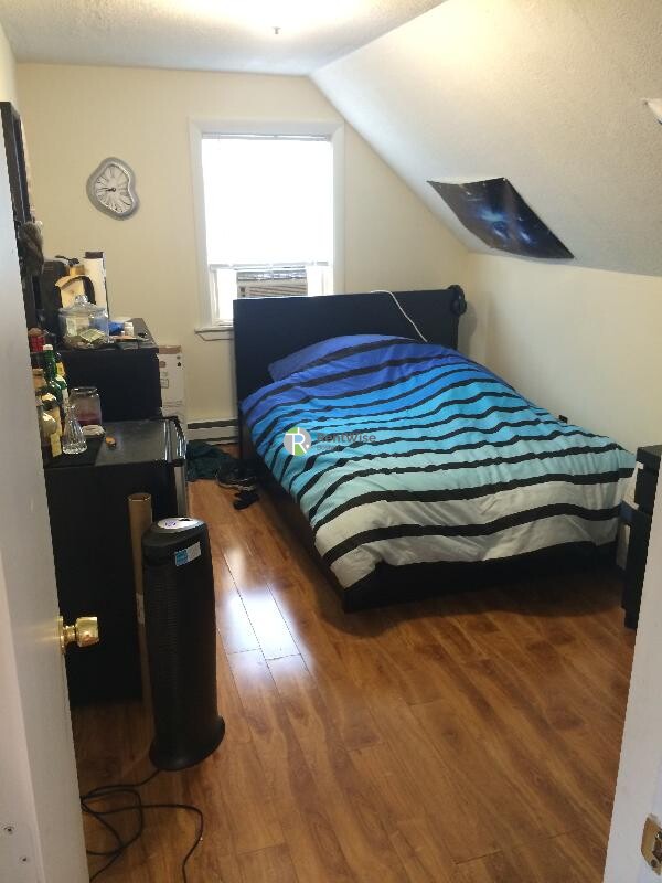 314 Centre St, Jamaica Plain