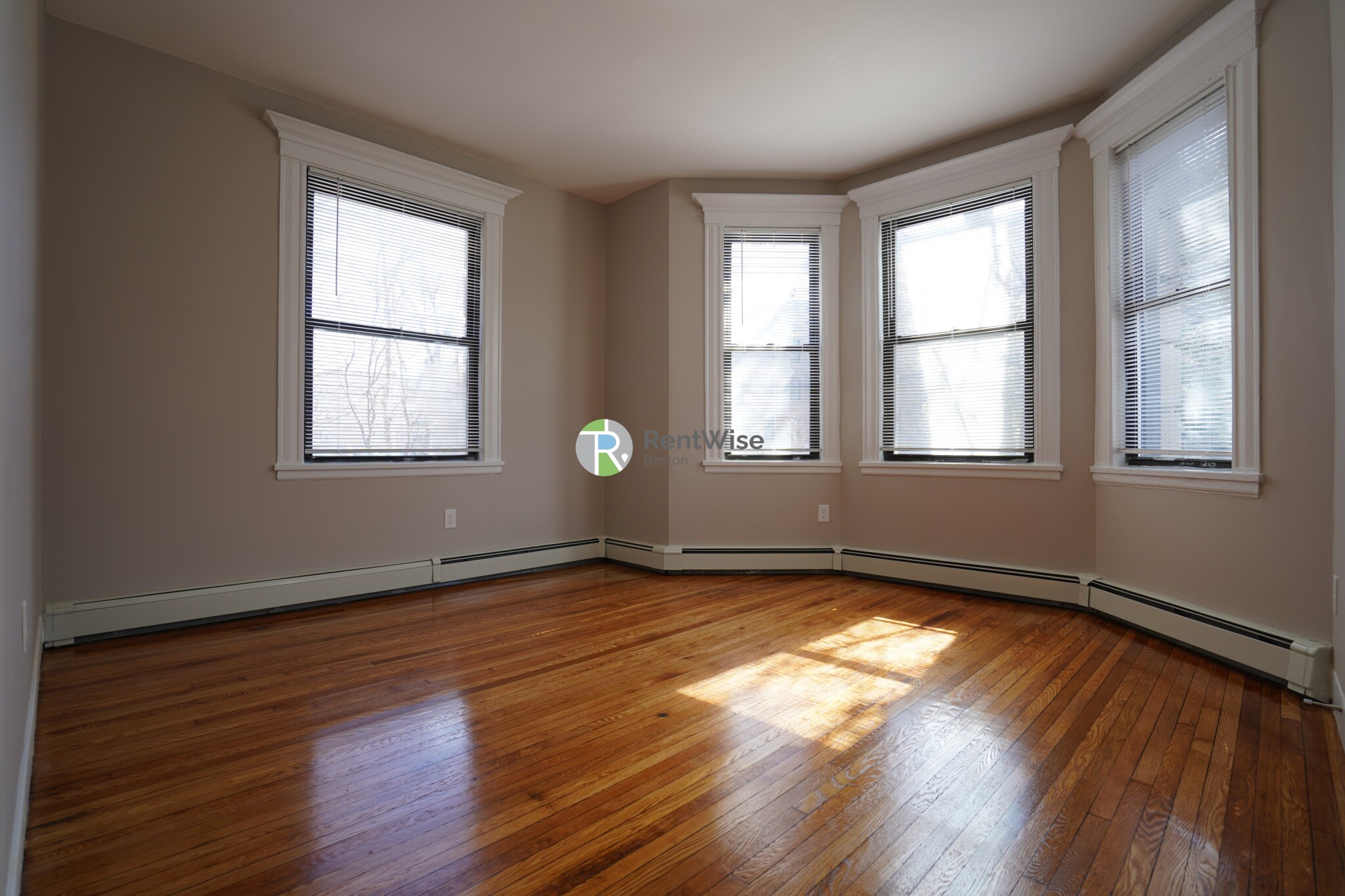 72 Gardner St, Allston