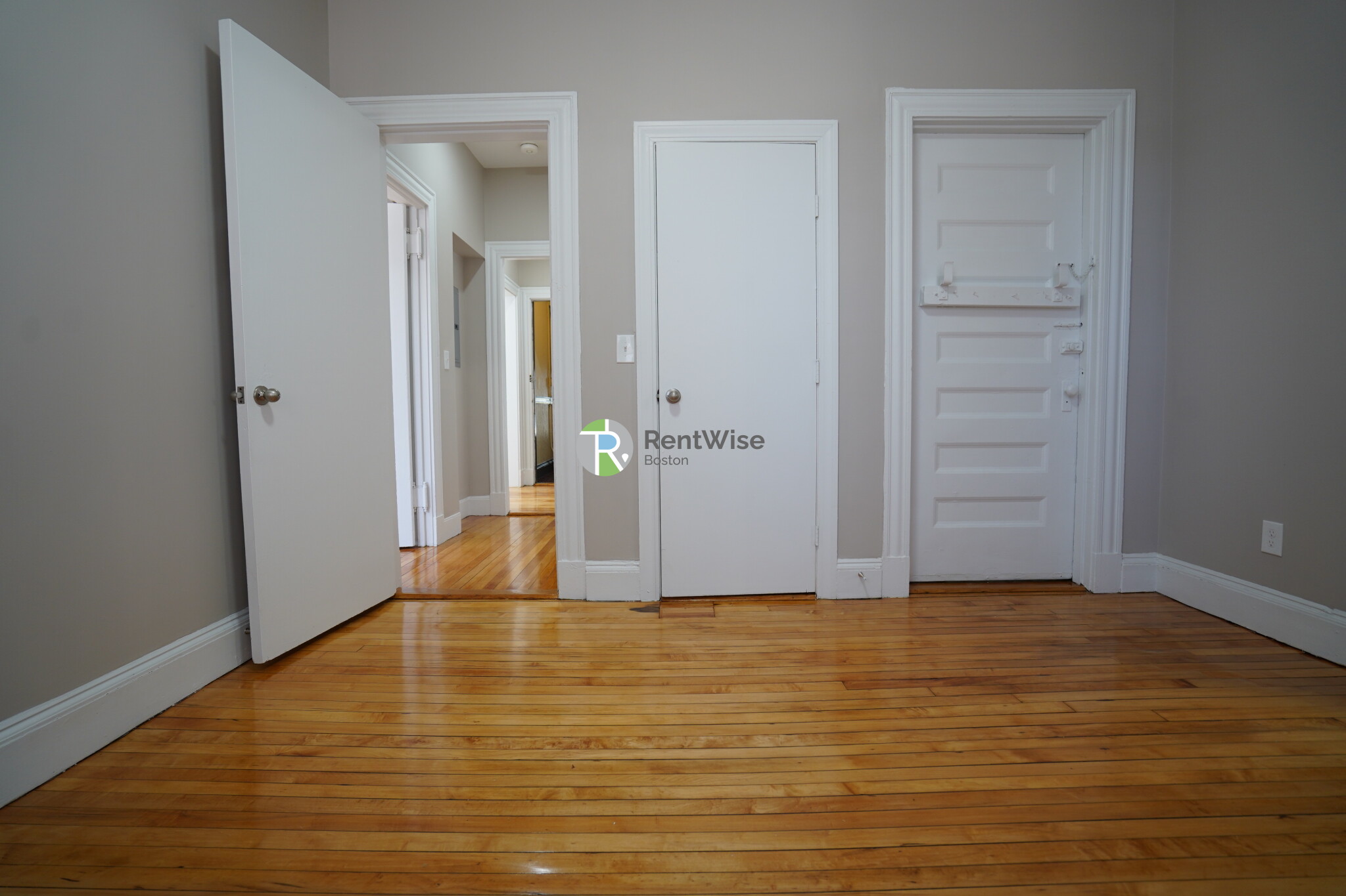 72 Gardner St, Allston