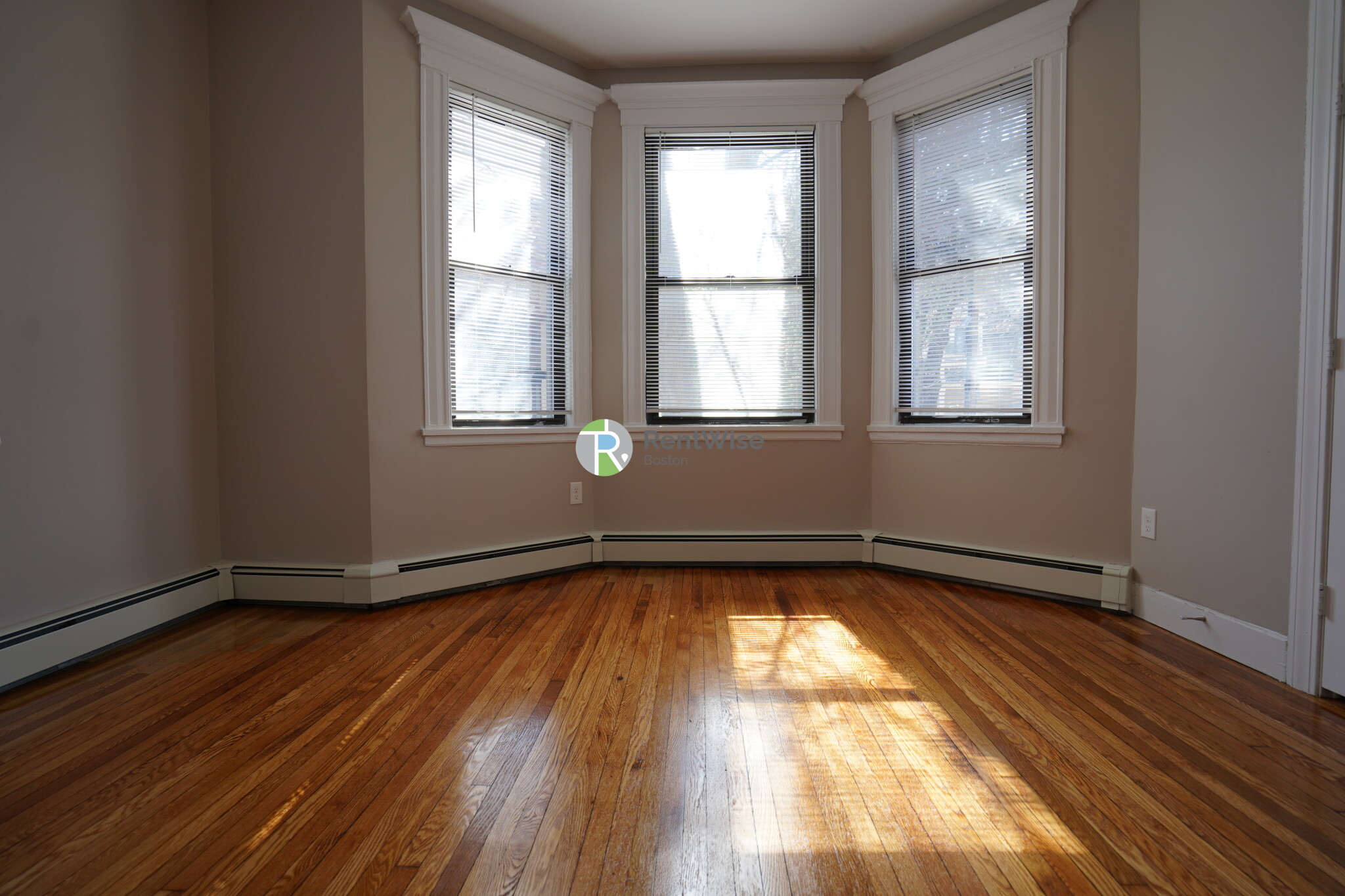 72 Gardner St, Allston