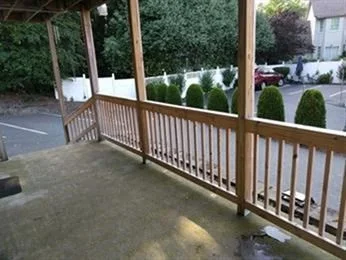 1504 Concord St, Saxonville