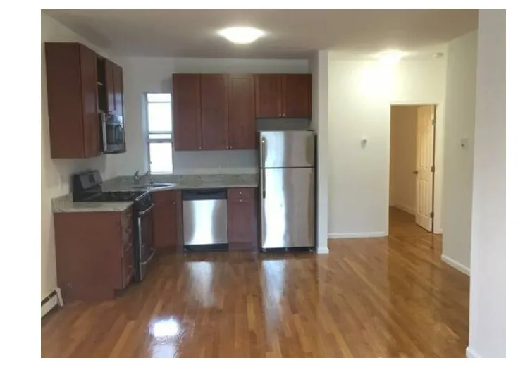 63 South Huntington Ave, Jamaica Plain