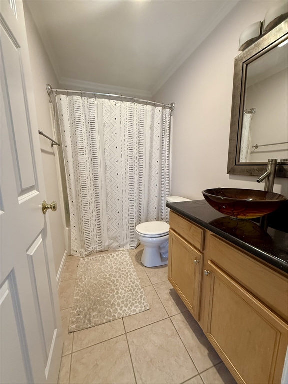 18 Dale St, Ballardvale