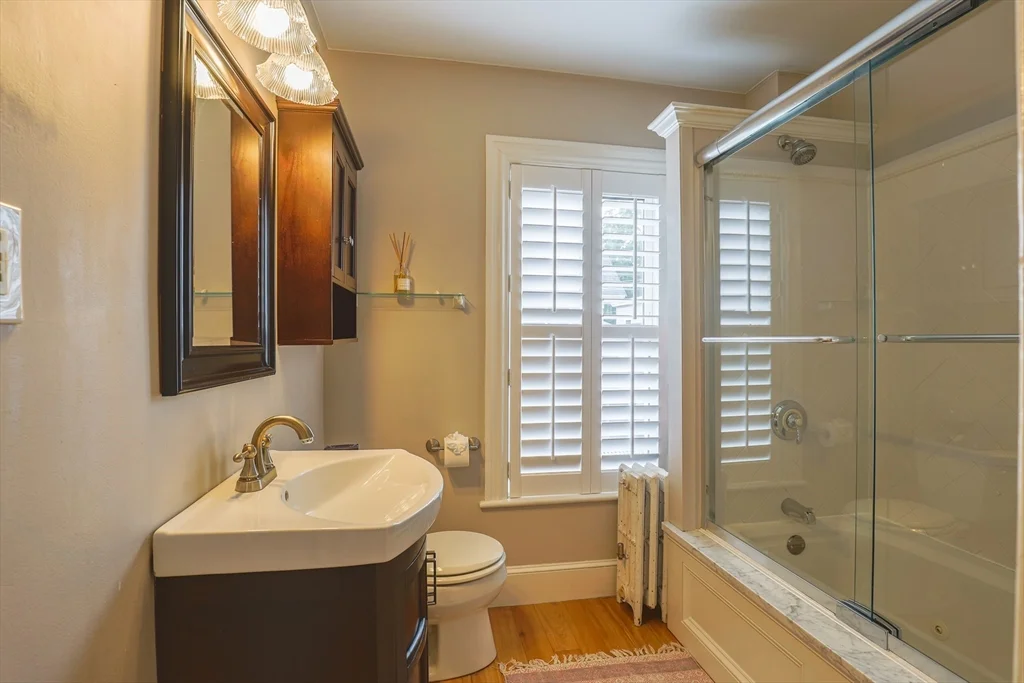 17 Charter St, Newburyport