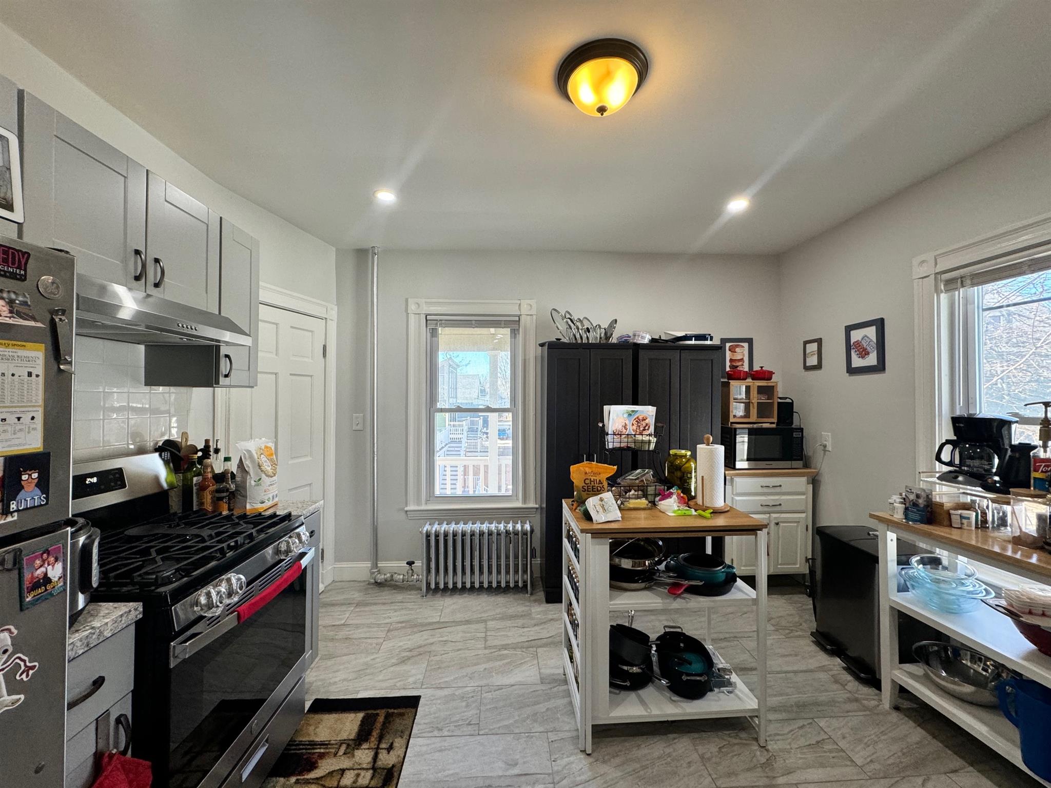 148 Willow Ave, Powder House Square