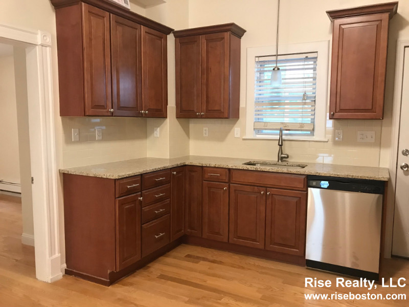 48 Cameron Ave, Teele Square