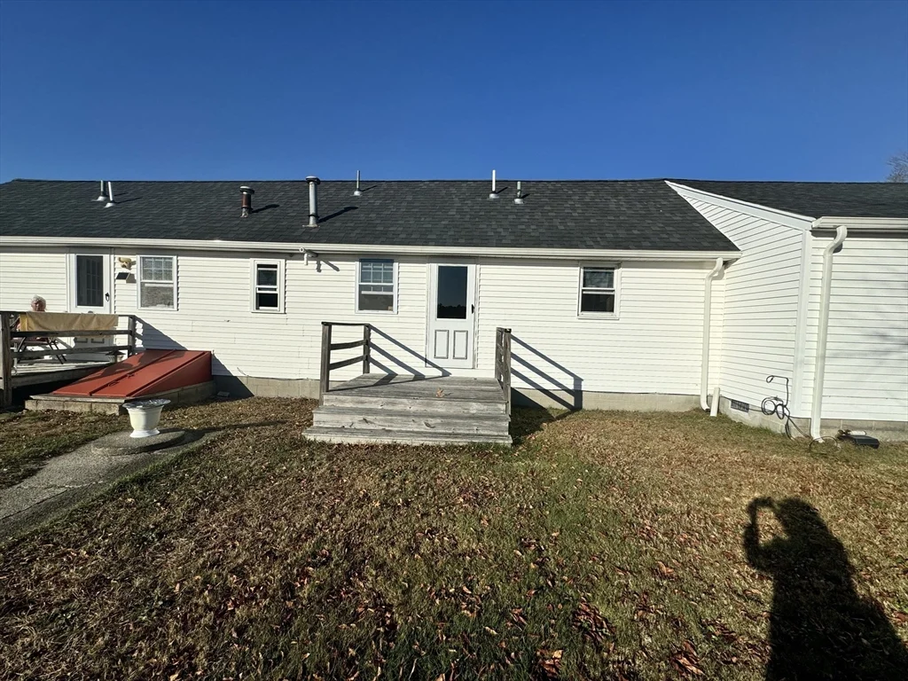 2667 Cranberry Hwy, Wareham