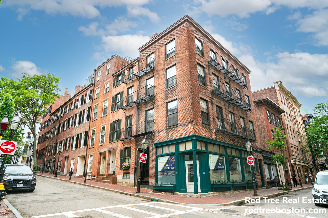 24 Joy St, Beacon Hill