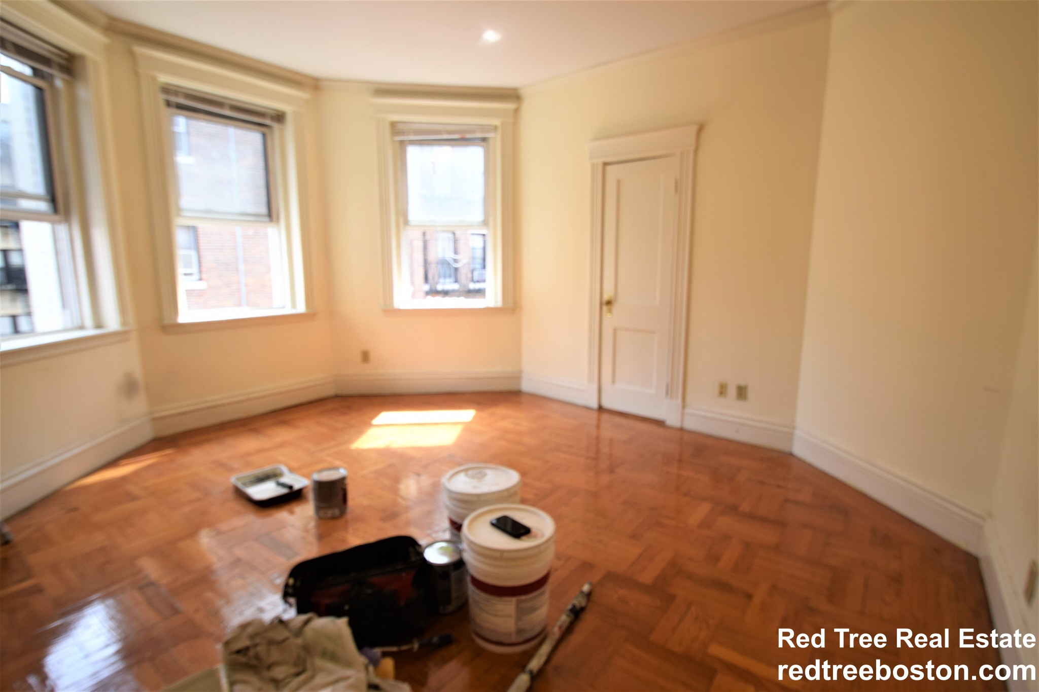 16 Queensberry St, Fenway