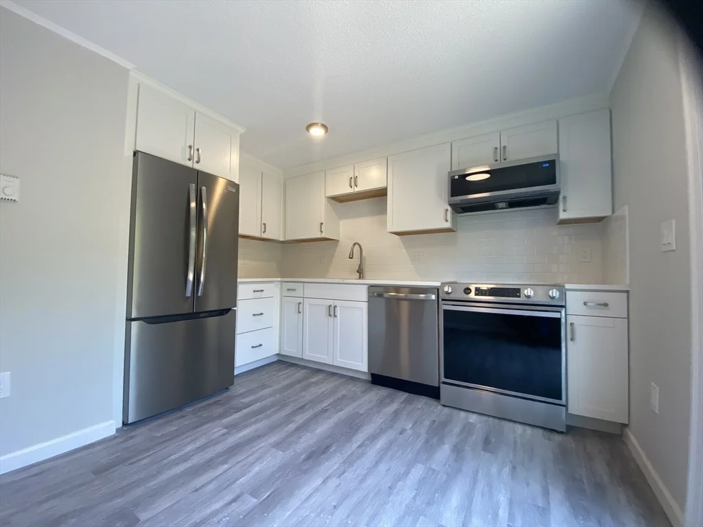 270 Sunderland, Worcester