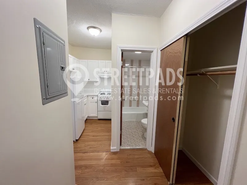 46 South Huntington Ave, Mission Hill