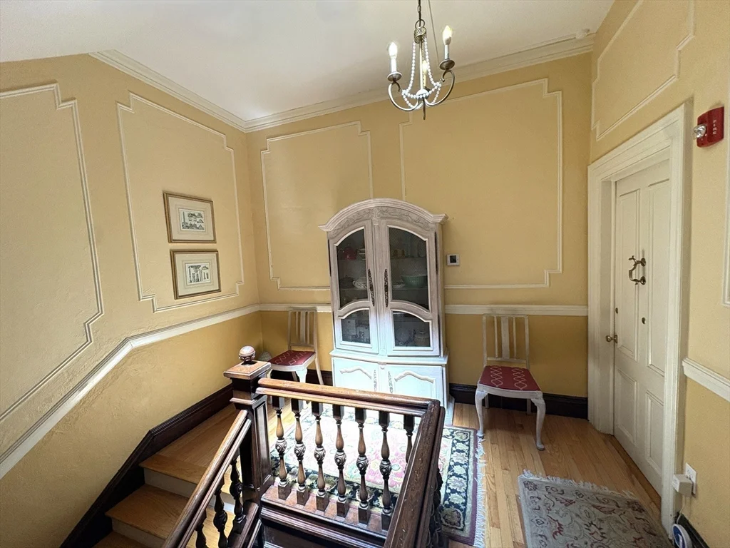 86 Commonwealth Ave, Back Bay