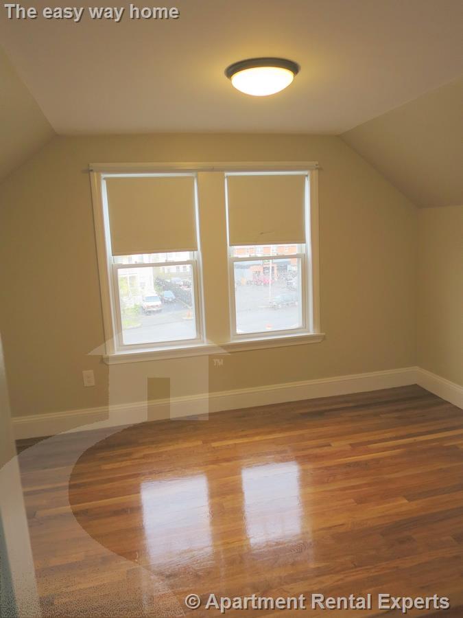 1098 Fellsway, Salem St. Area