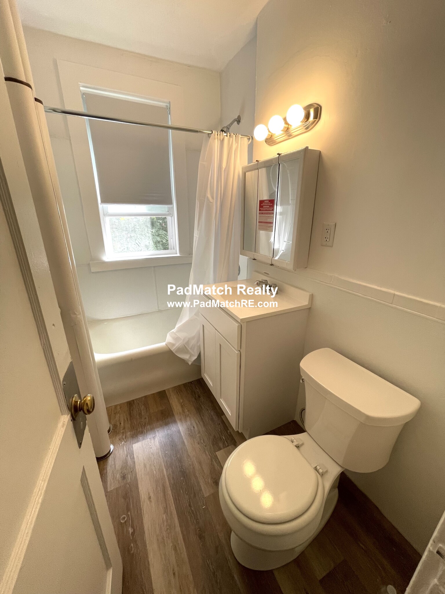 1626 Commonwealth Ave, Brighton