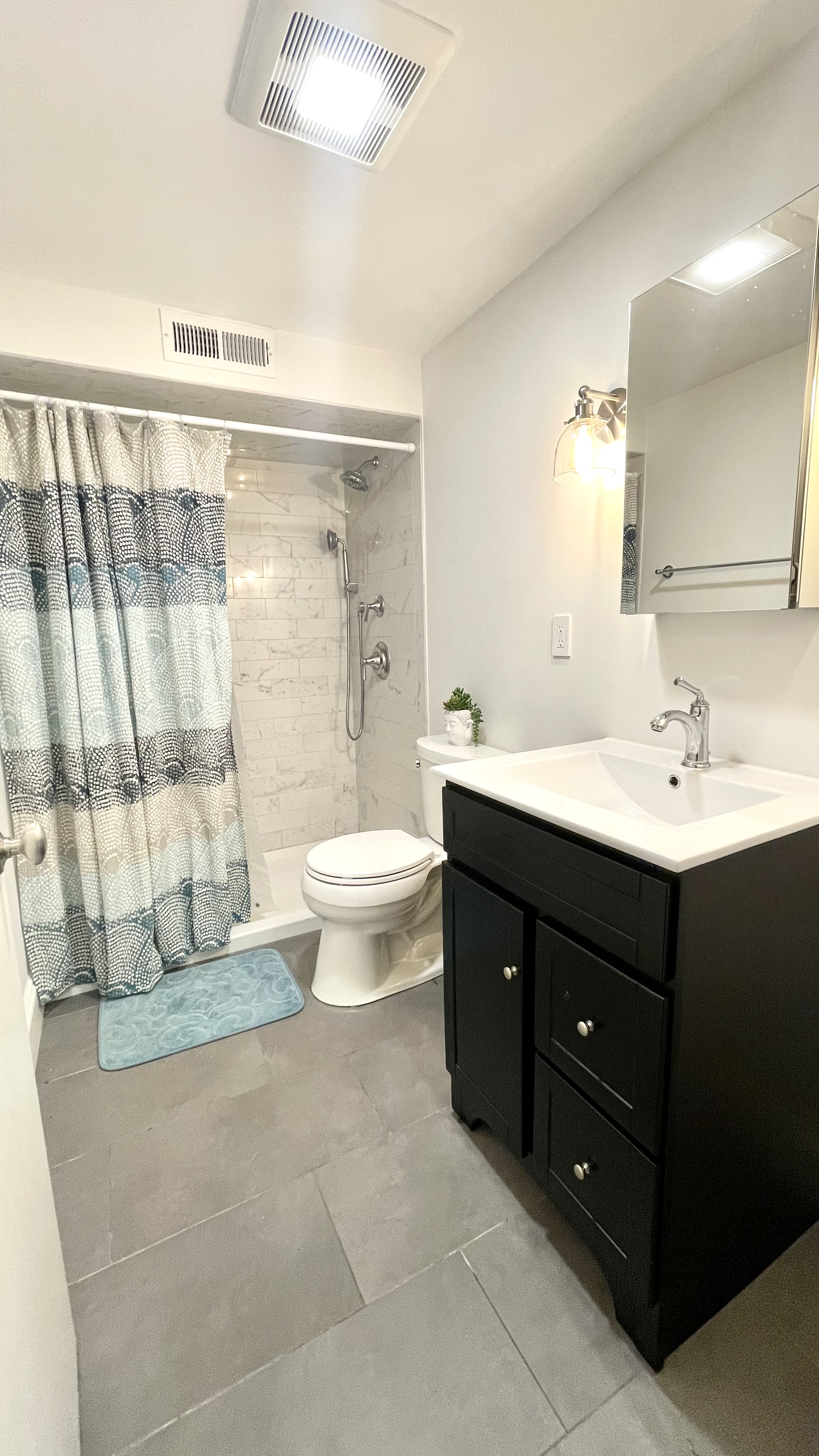 4 bed, 3.5 bath apartment for rent at 36 Horace St Unit 1, Union Square — photo 13 of 17