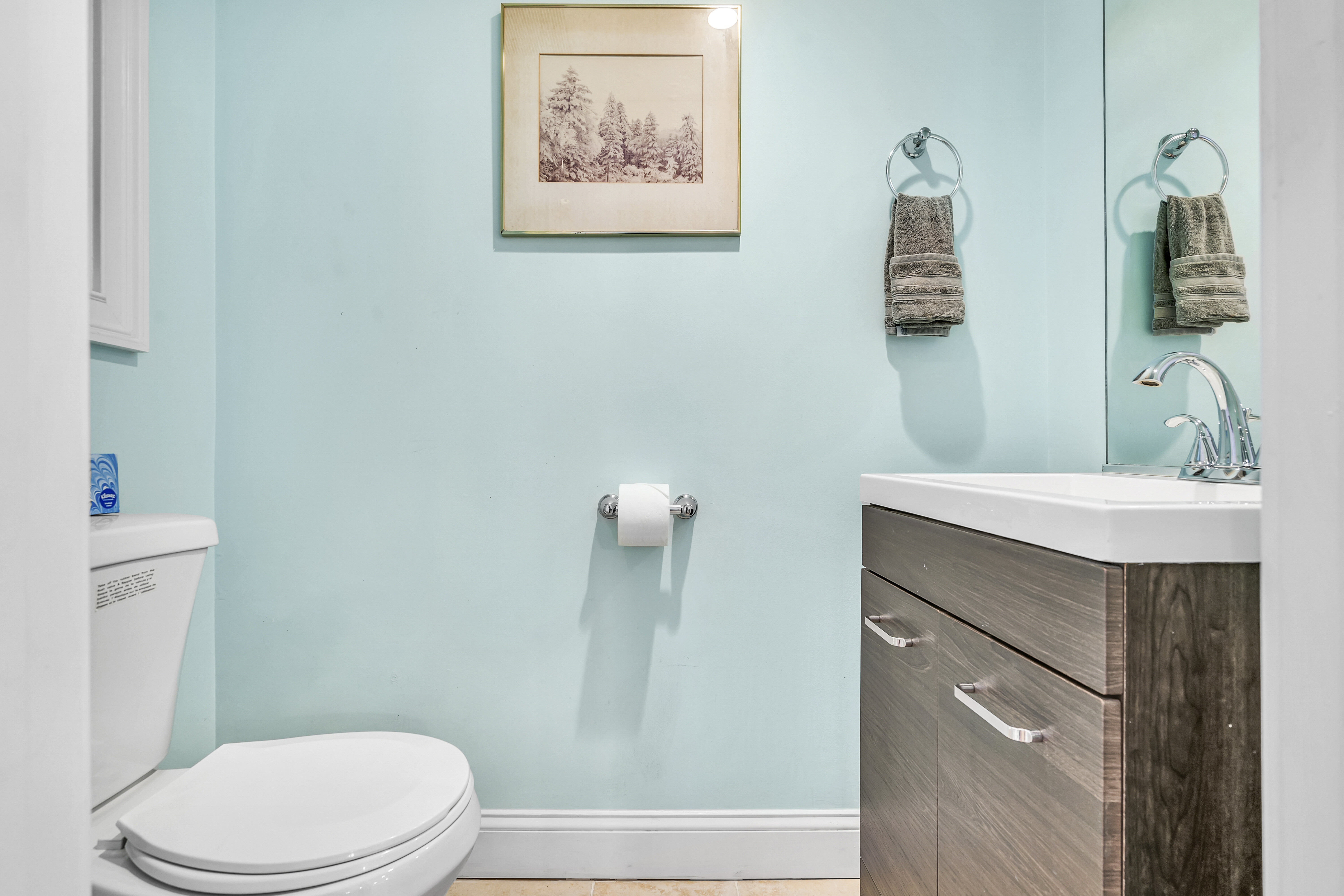 4 bed, 2.5 bath apartment for rent at 12 Bradbury St Unit 12, Allston — photo 15 of 30