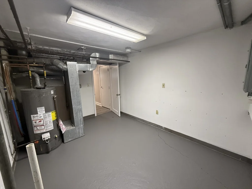 7 Silvia Ct, Hyde Park