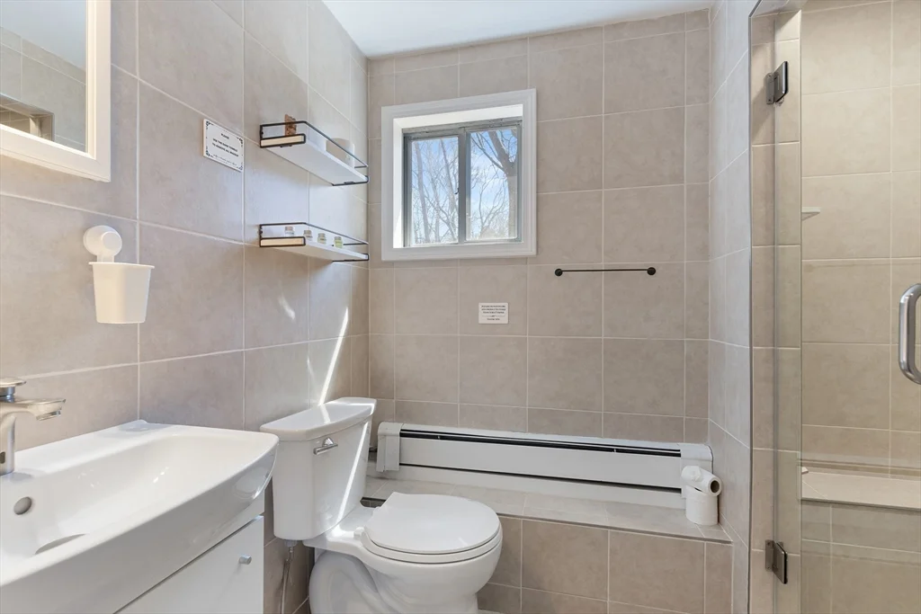 10 Stonewood Dr, Newton