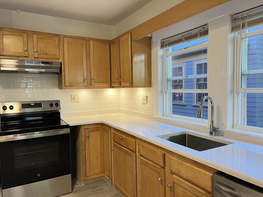 29 Sherman St, Neighborhood Nine