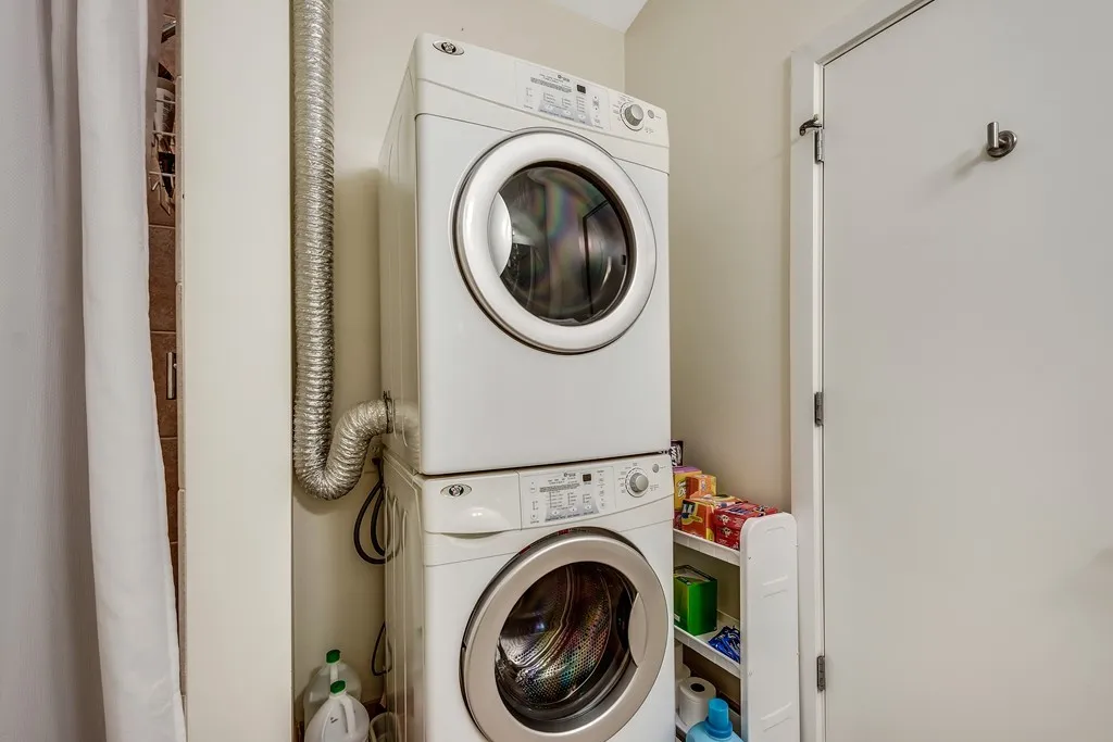 99 Chestnut Hill Ave, Brighton