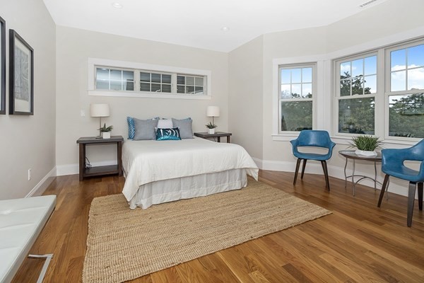 130 Newton, Brighton