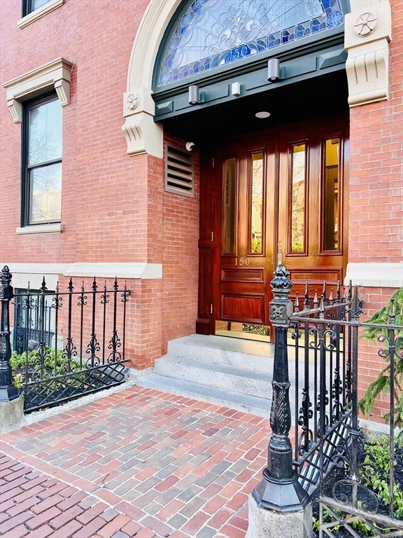 150 Appleton St, South End