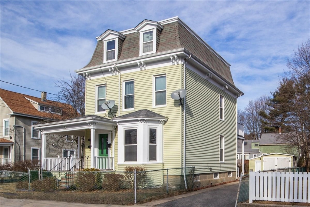 34 Neponset Ave, Hyde Park