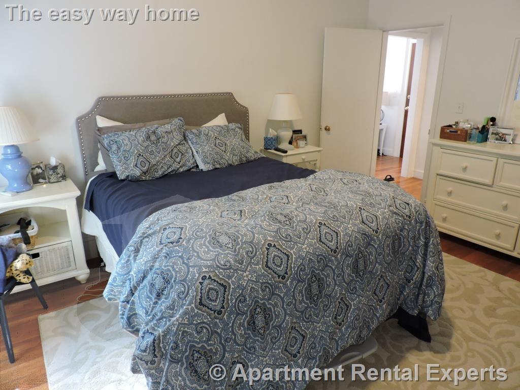 21 Ellery St, Harvard Square