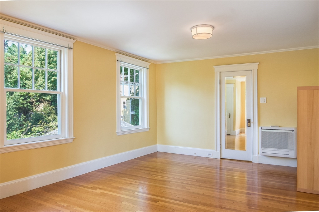 29 Devereaux, Arlington