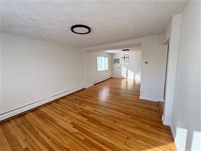 88 Cleveland Ave, Everett