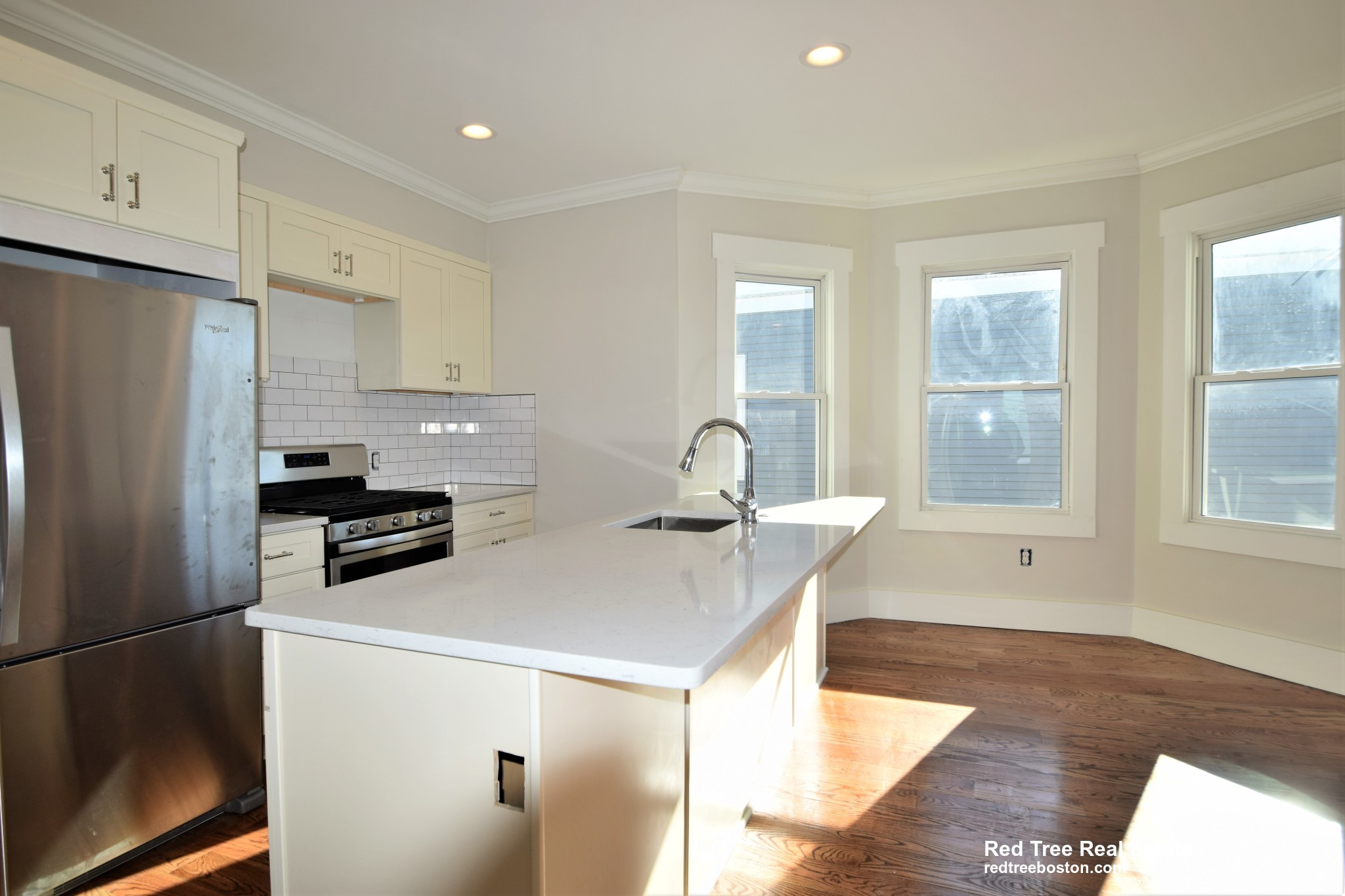 3916 Washington St, Roslindale
