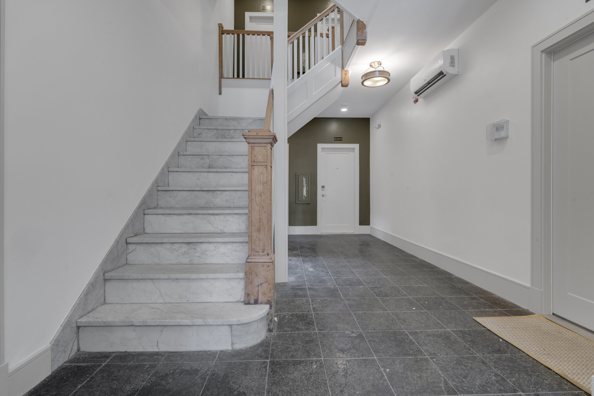 321 Summit Ave, Brighton