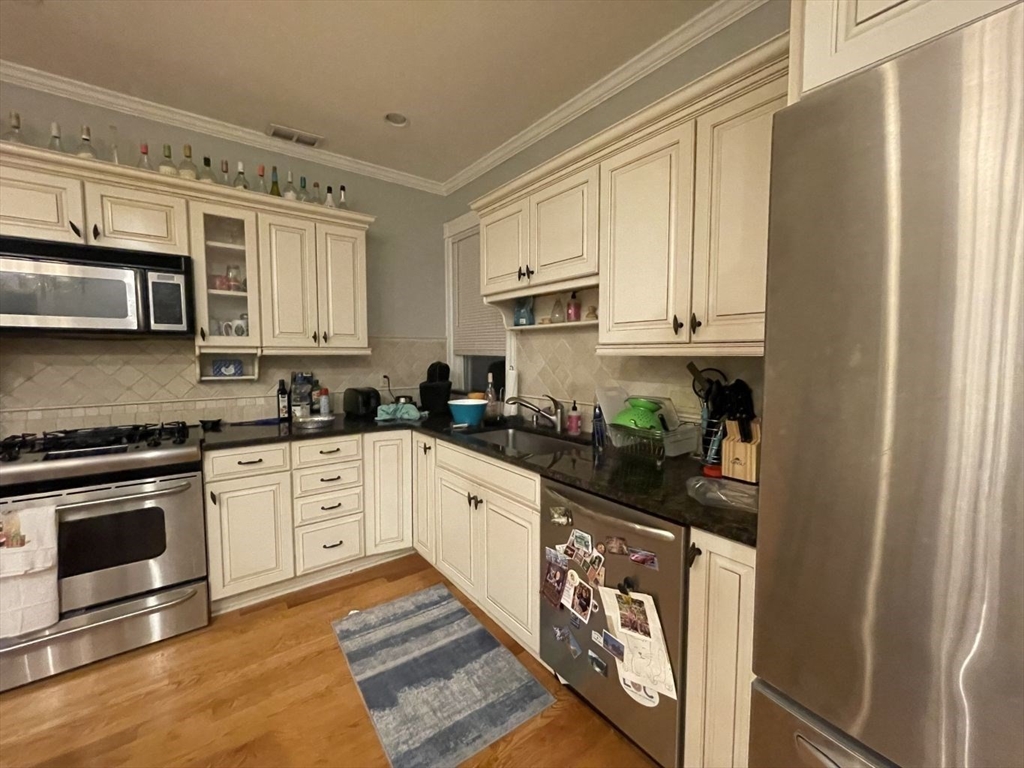 62 Chestnut St, Brookline