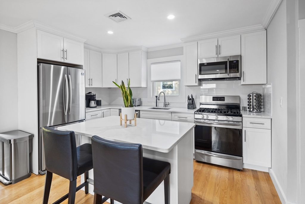 14 Everett St, Tufts University