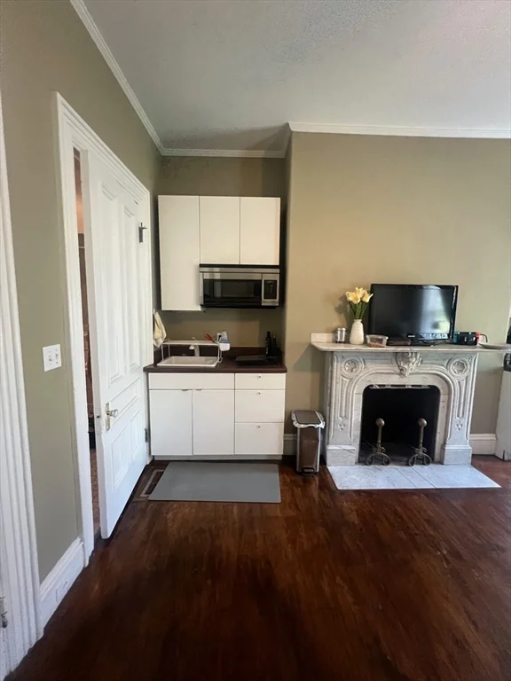 323 Beacon, Back Bay