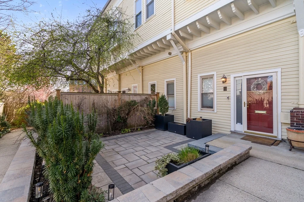 44 High St, Charlestown