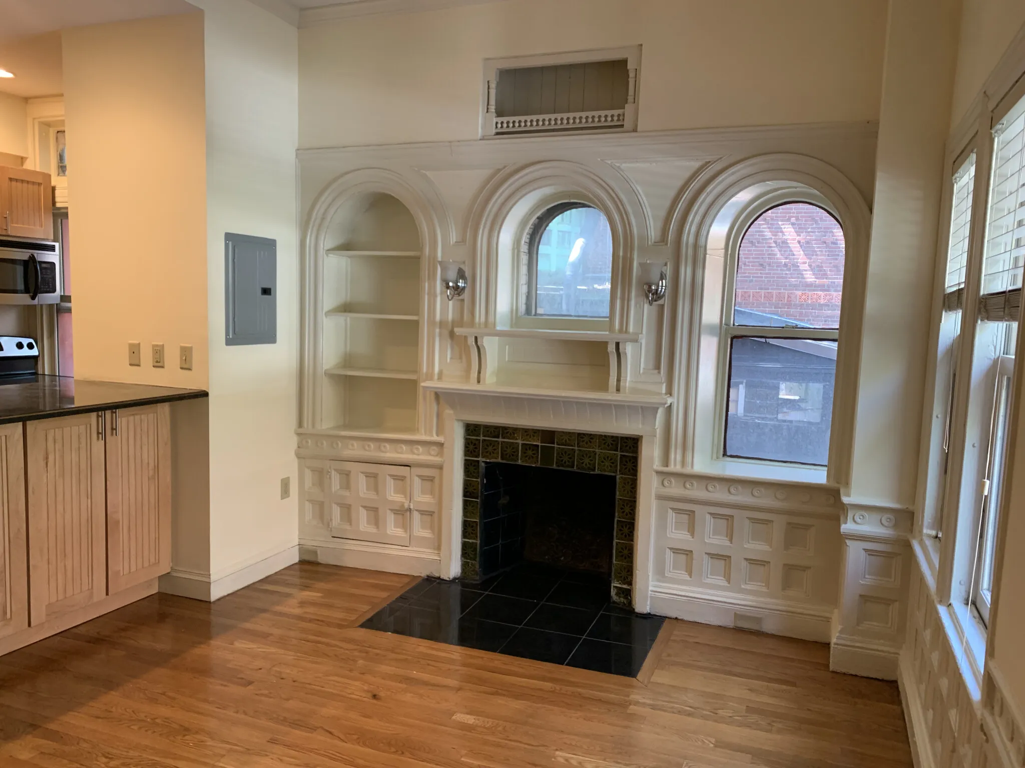 195 Commonwealth Ave, Back Bay