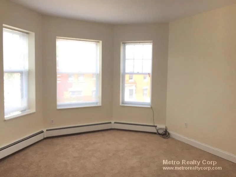 171 Harvard St, Coolidge Corner