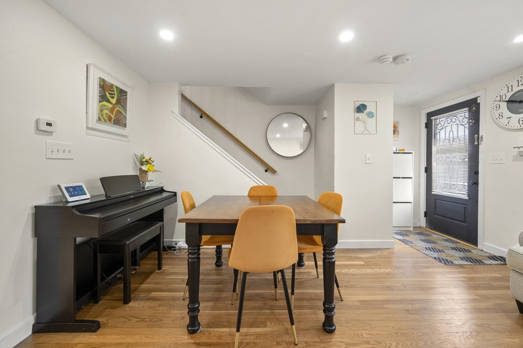 20-22 Popes Hill St, Dorchester