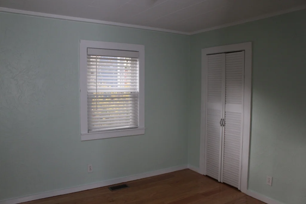 81 Winthrop Rd, Manomet