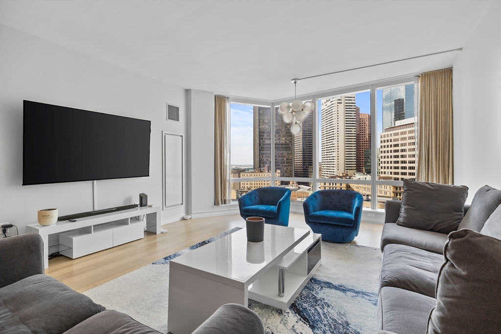 1 Franklin St, Midtown