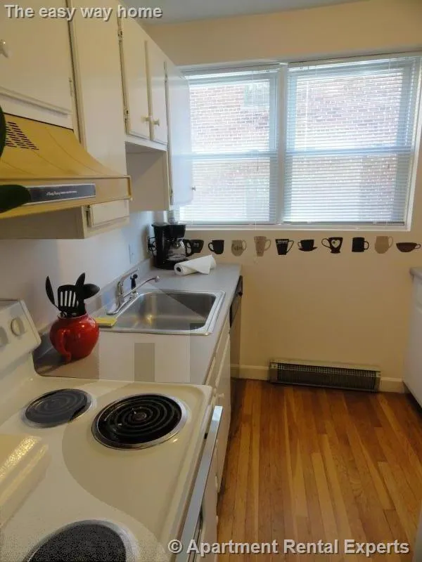 402 Highland Ave, Davis Square