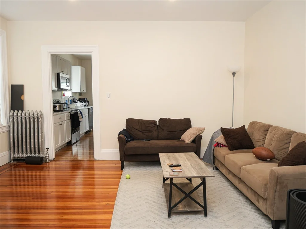 10 Beals, Coolidge Corner