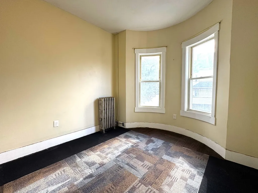 24 Weld Hill St, Jamaica Plain