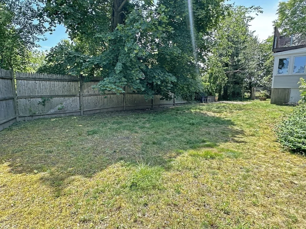 6 Brownson Ter, Jamaica Plain