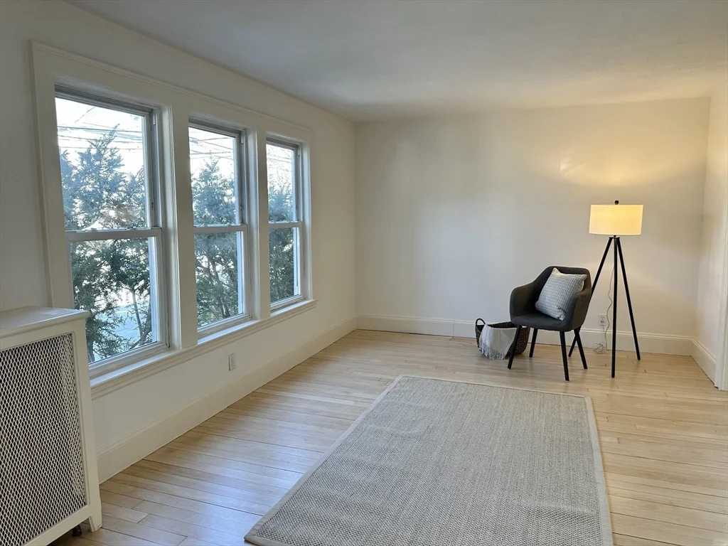 86 Fairmont St, East Arlington