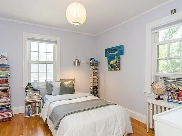 381 Vfw Pkwa, Chestnut Hill