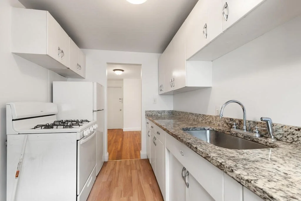 4 Menotomy Rd, Arlington