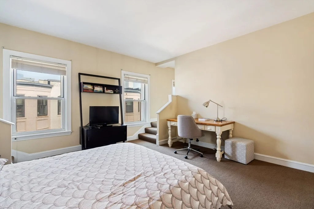 416 Commonwealth Ave, Back Bay